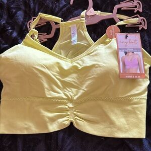 1 padded comfort bra. Size large.